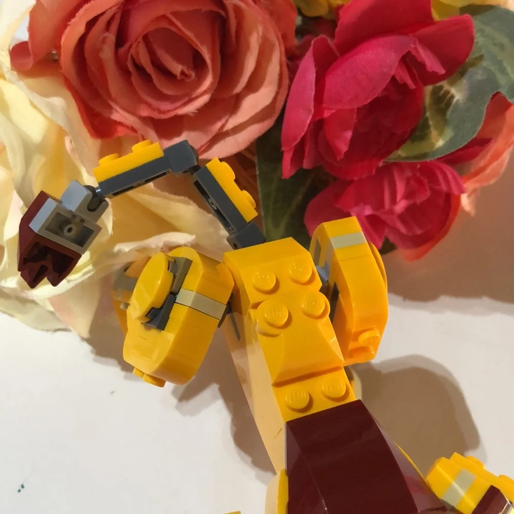 LEGO 31112 Creator Wild Lion 3 In 1 Building Toy 224 Pieces LEGO Lion 🦁